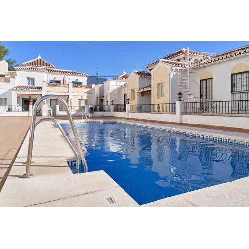 Urb Chimenea Apartment Nerja