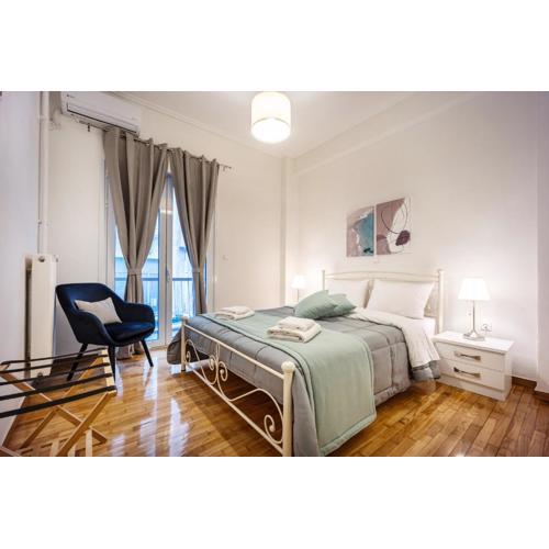Urban 2-Bedroom near Metro