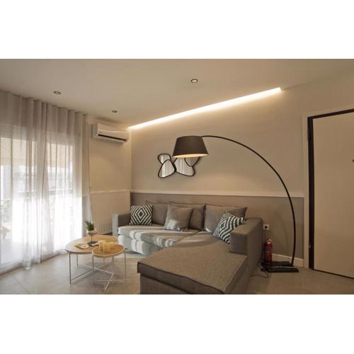 Urban Allure 2BR, 2BA Acropolis View Apt Jacuzzi