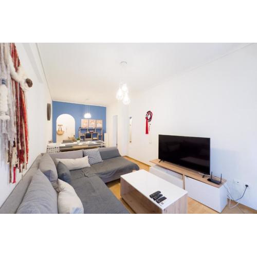 Urban Comfort Apt near Downtown