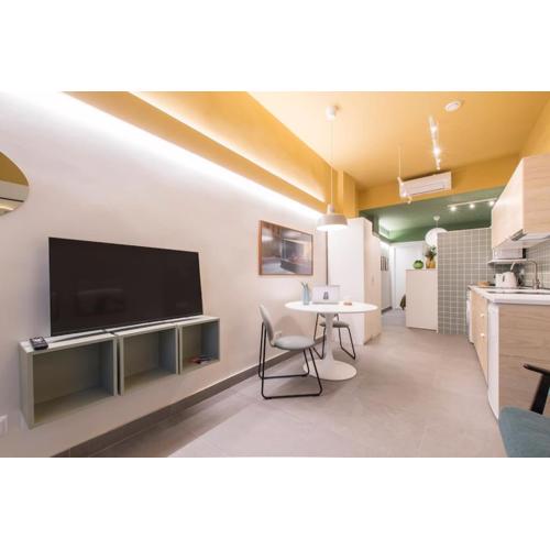 Urban Elegance, New, Stylish, Convenient, and WOW