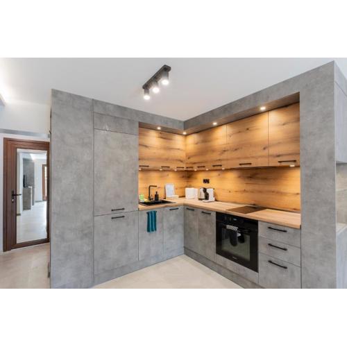 Urban Five #1 - Stylish One-bedroom apartments with Kitchen & Parking