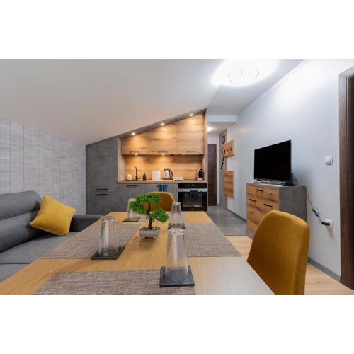 Urban Five #5 - Stylish One-bedroom apartments with Kitchen & Parking