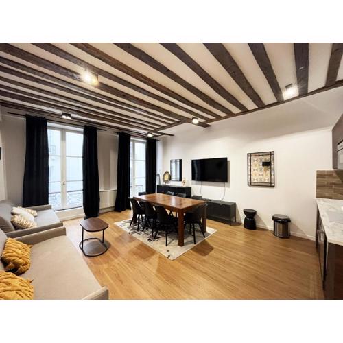 Urban Flat 108 - Stunning 4 BDR Flat in Paris