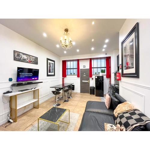 Urban Flat 55 - Triplex Flat Marilyn Monroe