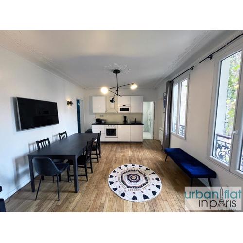 Urban Flat 99 - Spacious 6 BDR Apartment in Paris
