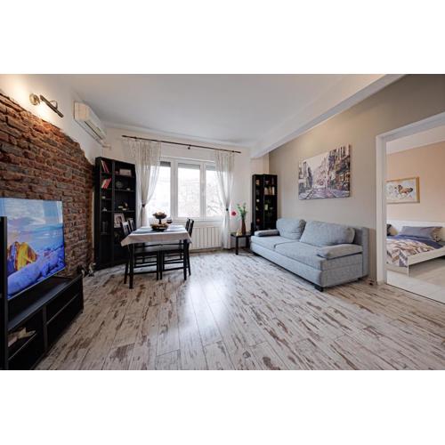 Urban Loft - Metro Access