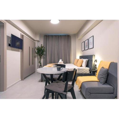 Urban Nest in Trendy Koukaki