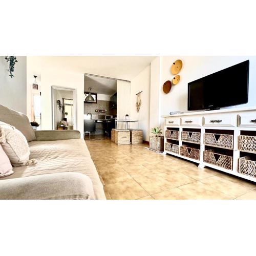 Urban Oasis In Los Cristianos By Deihu Experiences