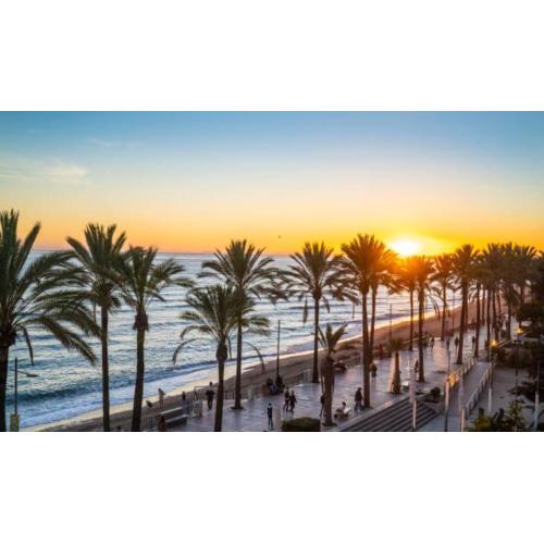 Urban Place in Marbella close to beach with garage