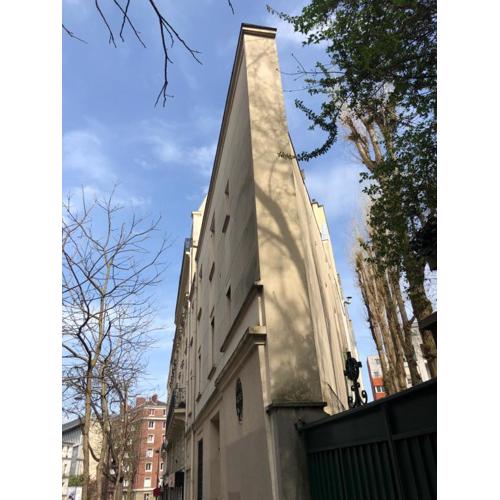 Urban retreat in Paris