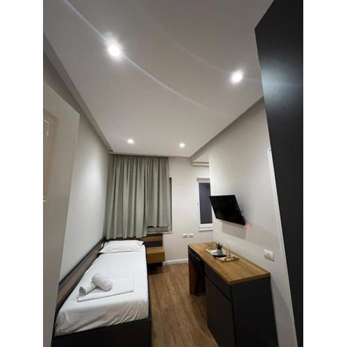 Urban Room 5