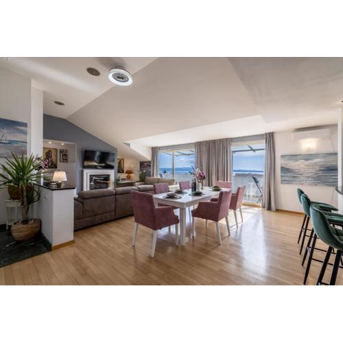 Urban Utopia Penthouse with private parking