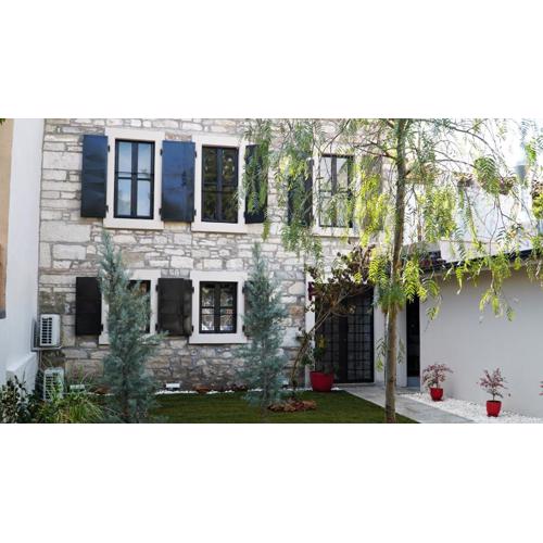 Urla Taş Konak Otel