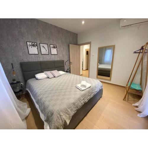 Utopia Apartment- At019