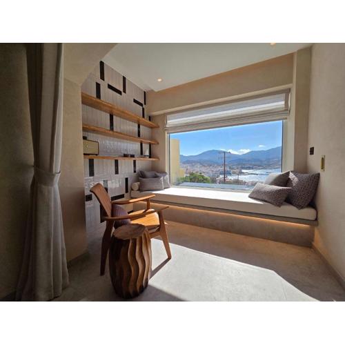 Utopia Luxury Suite