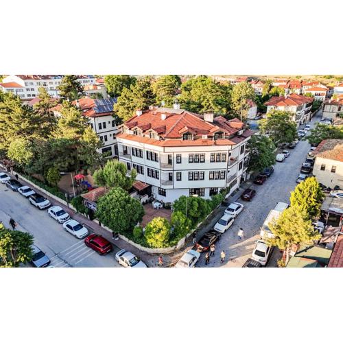 Uz Hotel Premium