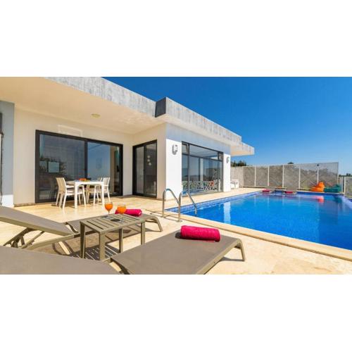 Uzumlu Village 2 Bedroom Villa - 1039