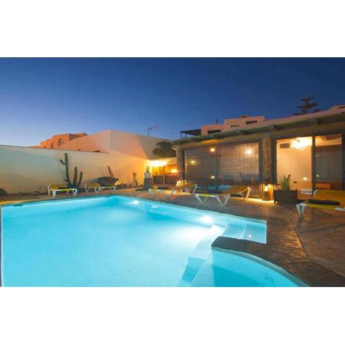 V PRINCESA Piscina con piscina climatizada y BBQ
