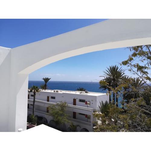 Vacaciones al sol San Agustin con piscina y WIFI