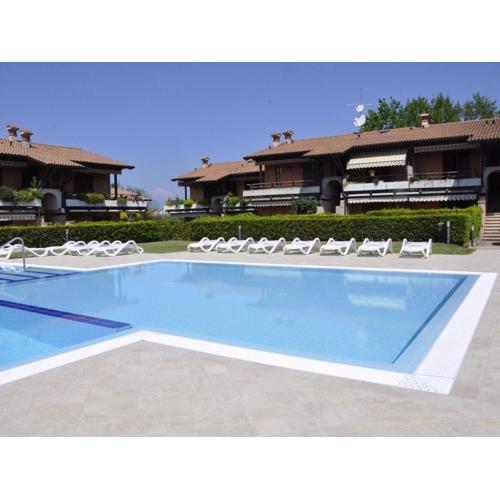 Vacation House with Pool in Lazise