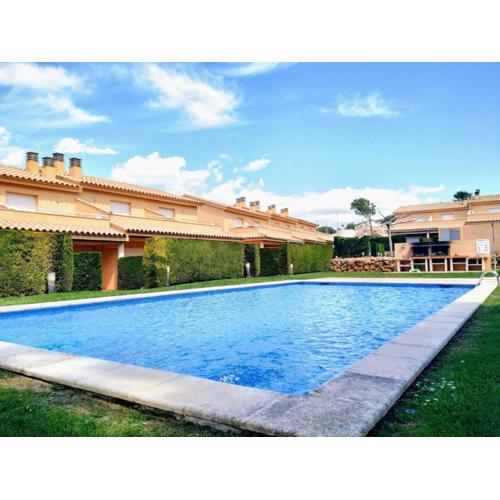 VACAY Villa Anna, jardín privado, piscina comunitaria, en Costa Brava, L\