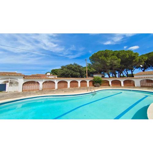 VACAY Villa Arc, disfrutar al sol! en la Costa Brava, L\