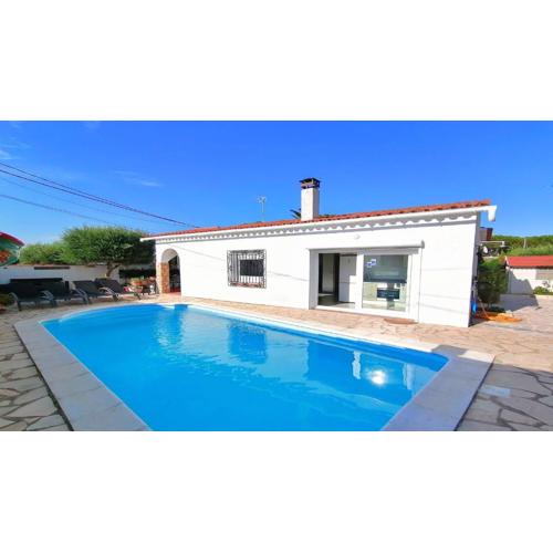 VACAY Villa Camí, disfruta nadando! en la Costa Brava, l\