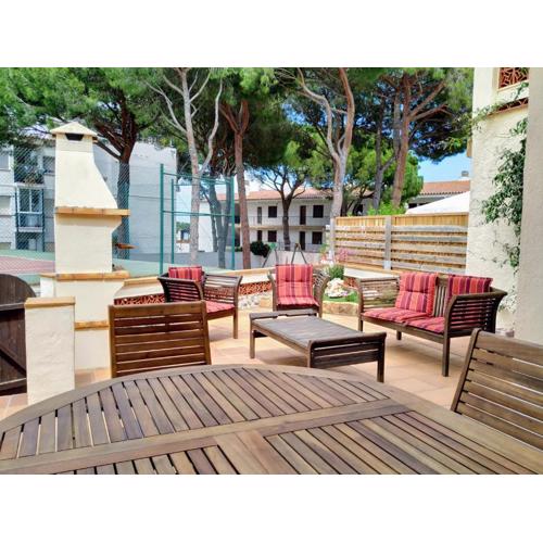 VACAY Villa Montemar, aire libre, sol, en la Costa Brava, L\