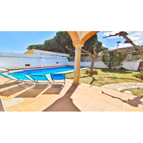 VACAY Villa Rosy, sol y relax en la Costa Brava, L\