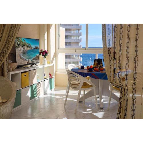 Vainilla, piscina y acceso directo a la playa