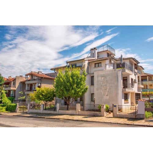 Valchevi Apartments