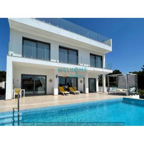 VALENTINA villa de lujo con piscina