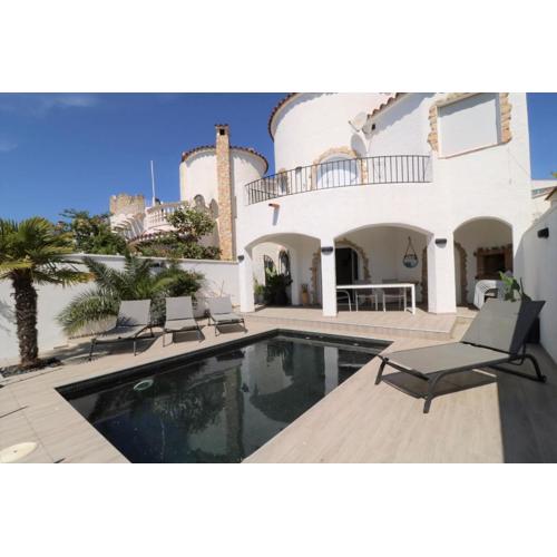 VALIRA 20D - Belle villa avec piscine sur canal