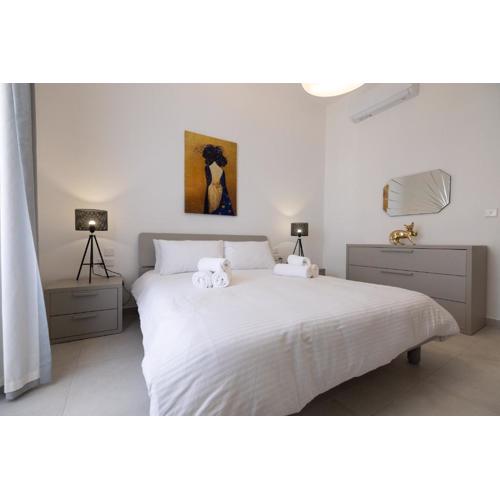 Valletta Collection - Mediterranean views