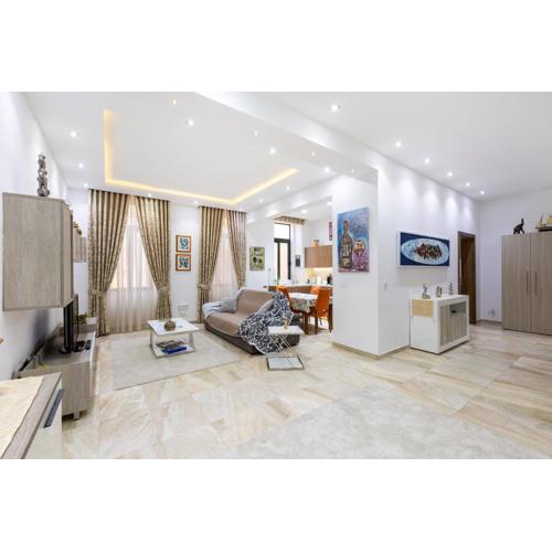 Valletta Large 3 Bedroom
