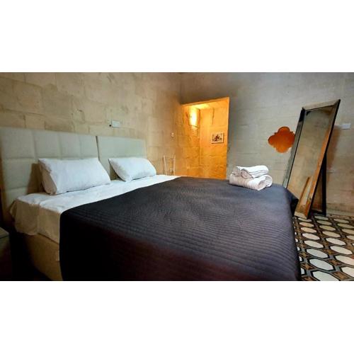 Valletta Lucia Townhouse