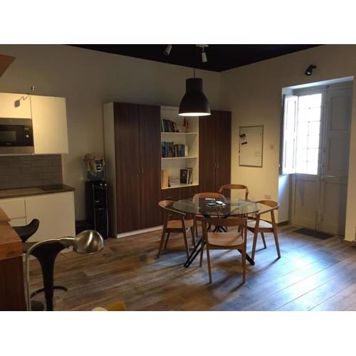 Valletta Stylish City Pad