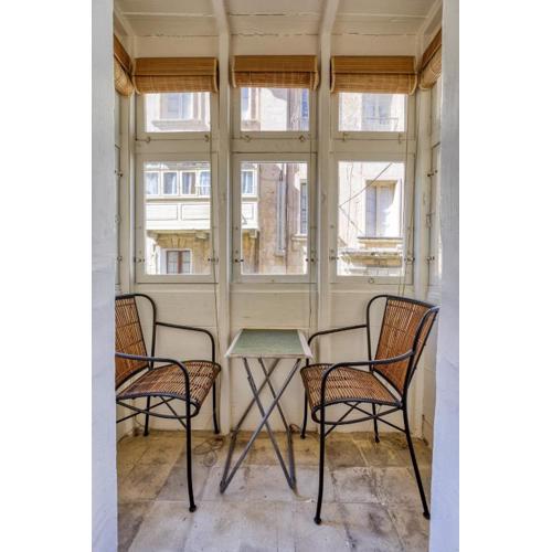Valletta Townhouse with Maltese Balcony