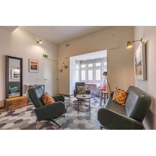 Valletta Two Bedroom Apartment Close To The Sea
