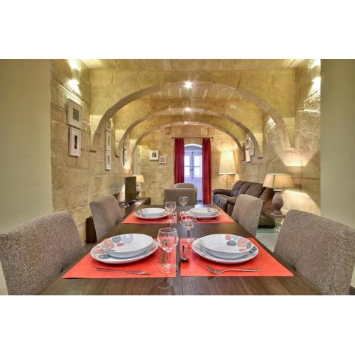 VALLETTASTAY - ORANGERIE TWO BEDROOM APARTMENT 201