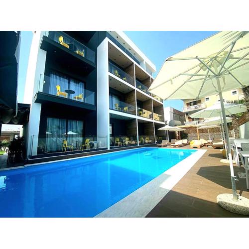 Valmar Hotel