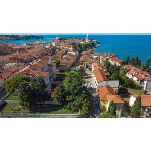 Valnea - apartment for five people in the center of Poreč