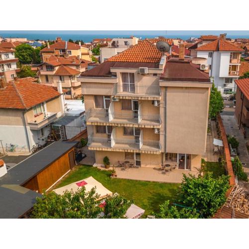 Vanessa Family Hotel