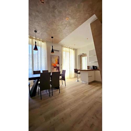 Vanity House
