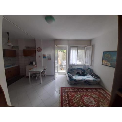 varazze trilocale con giardino
