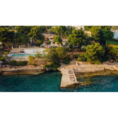 Vasiliki\