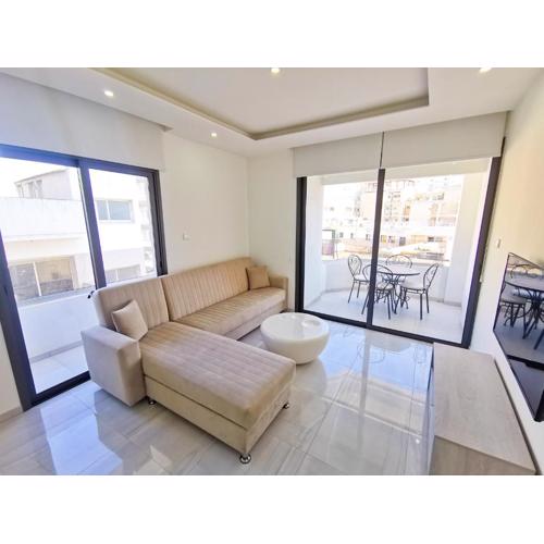 Vasilo Court Seaview City Apartment