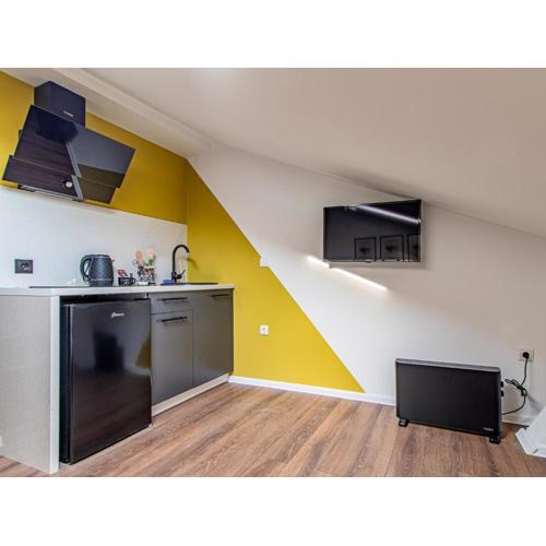 Vazov Loft - Central Sofia Studio