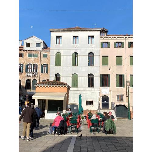 Ve-Nice Rialto Apartment